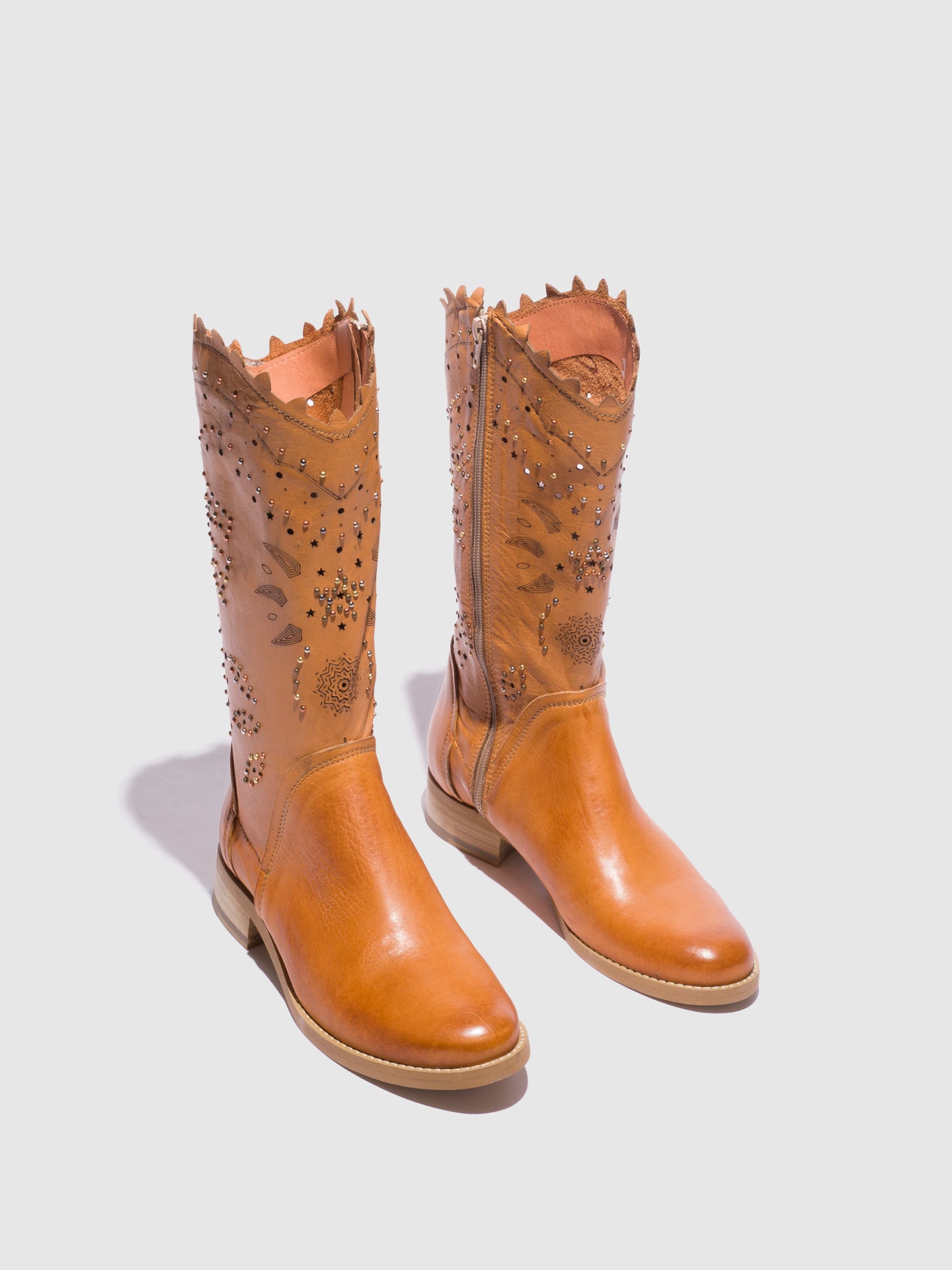 Foreva Botas com Ponta Redonda em Castanho